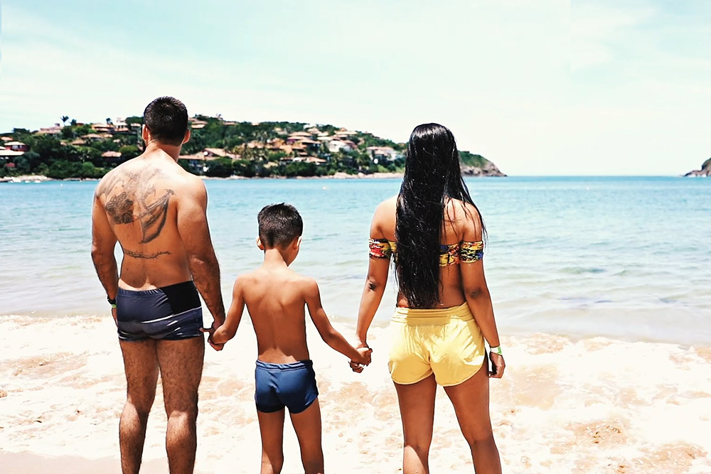 Por que a Praia da Ferradura em Búzios é a Preferida das Famílias?