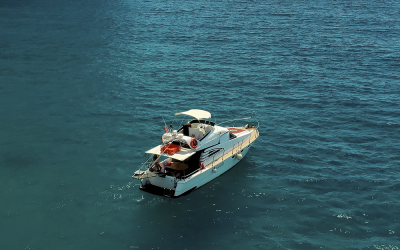 Passeio de barco em Búzios: Saiba tudo aqui!